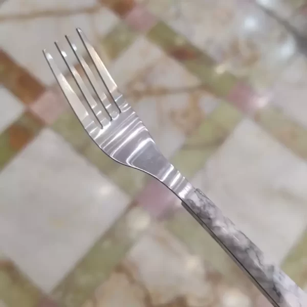 کارد و چنگال میوه خوری ابرو بادی دی ام جی 12 پارچه