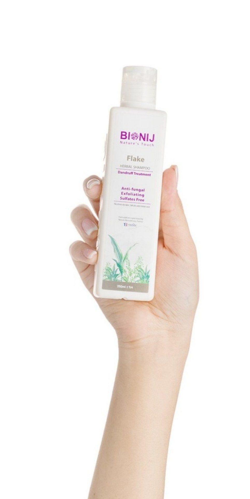 شامپو گیاهی ضد شوره بیونیج کد ۷۶۵